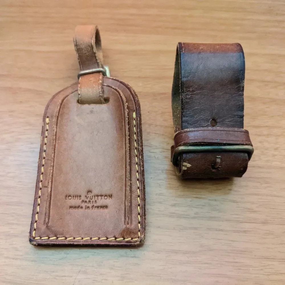 Louis Vuitton Luggage Tag w/ Belt #162***